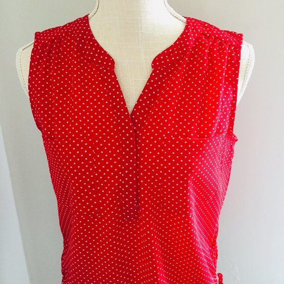 Croft And Barrow Red Polka Dot Sleeveless Blouse Petite Small - Picture 2 of 7